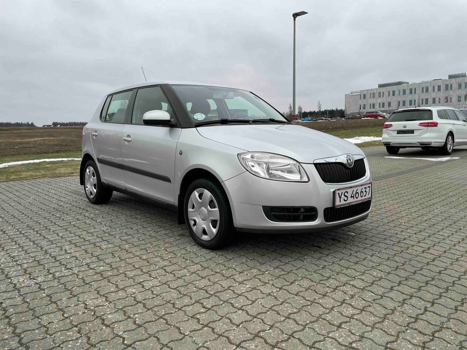 Skoda Fabia 1,4 16V Ambiente 5d