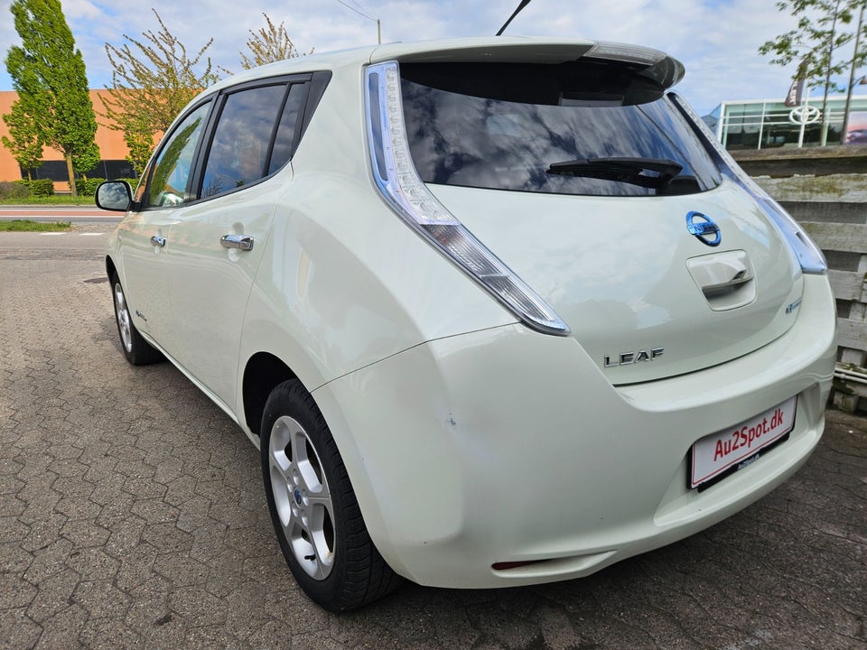 Nissan Leaf 24 5d