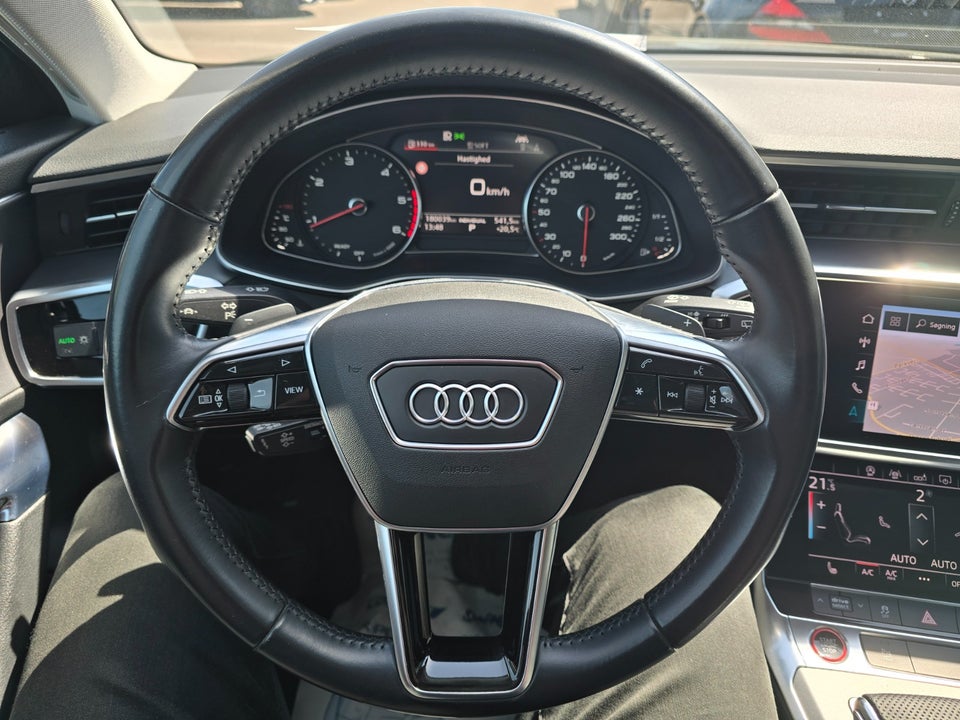 Audi A6 40 TDi Avant S-tr. 5d