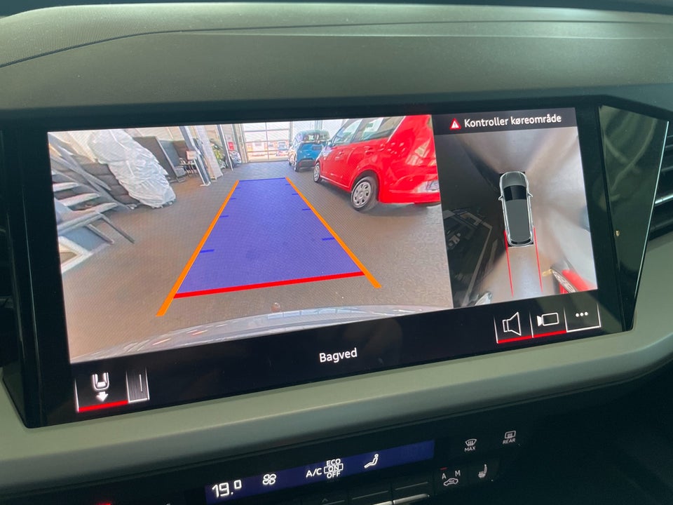 Audi Q4 e-tron 45 S-line 5d