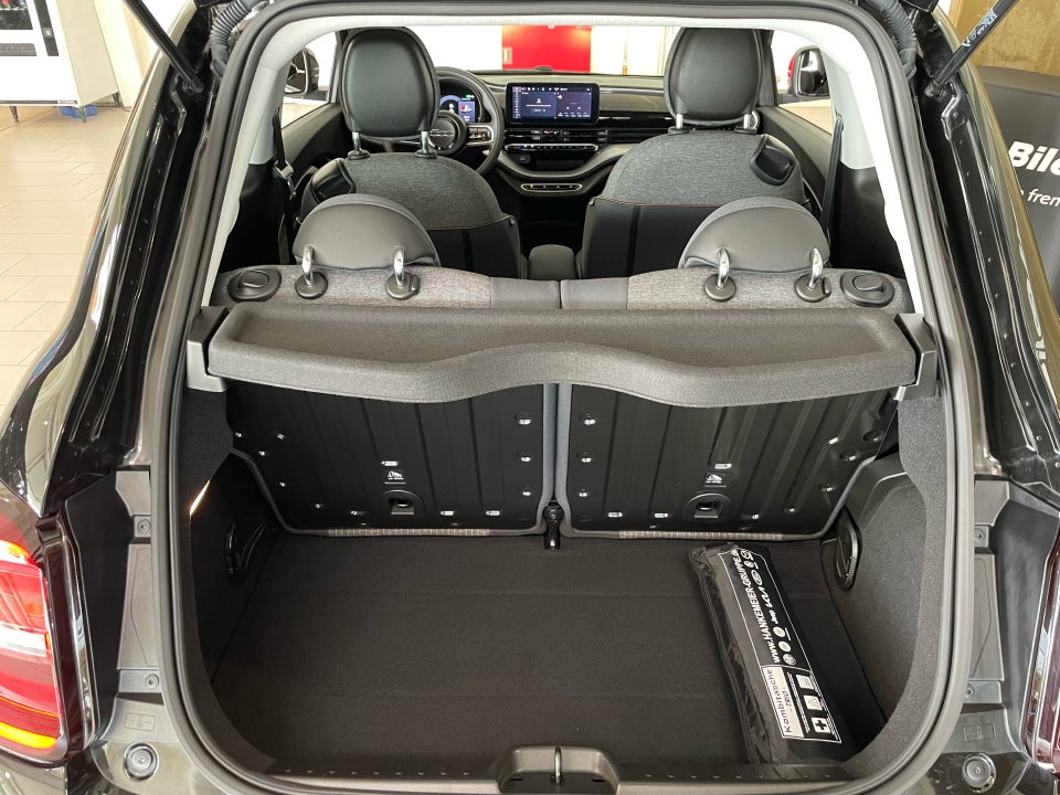 Fiat 500e 42 Icon 3d