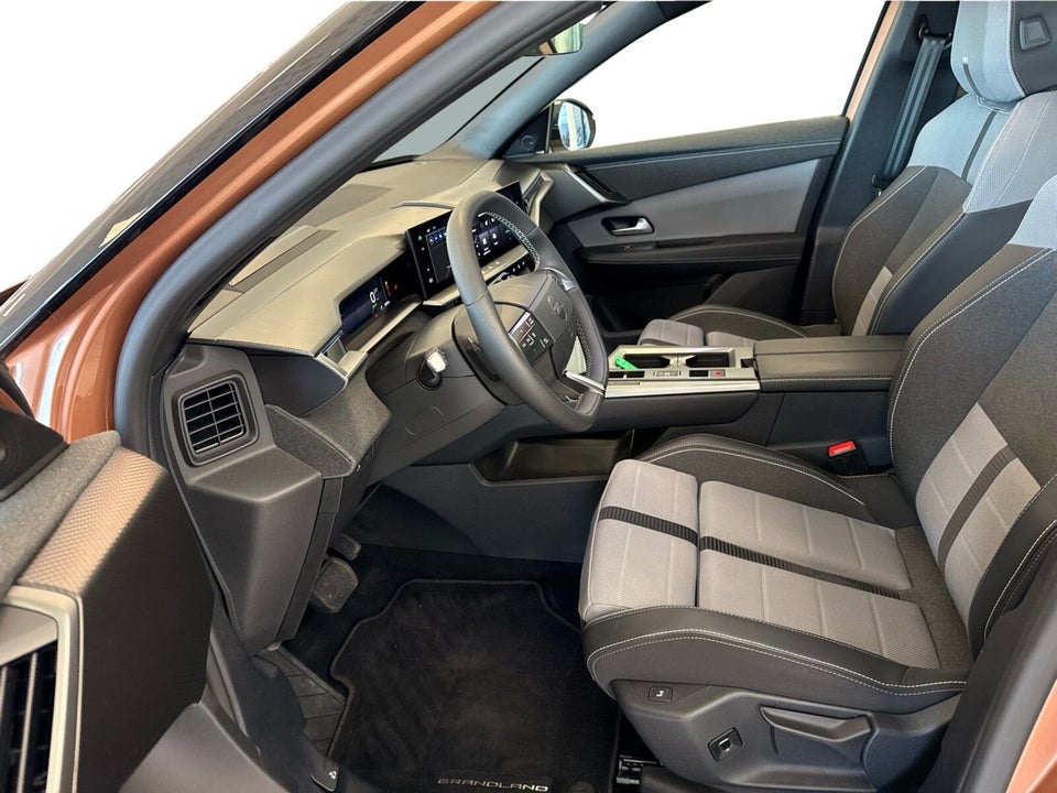Opel Grandland-e 73 GS Sky 5d