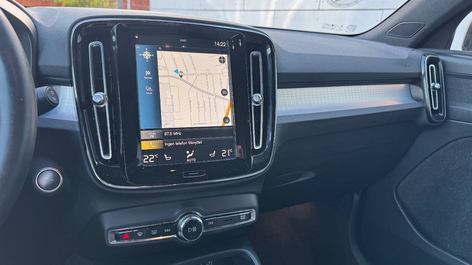 Volvo XC40 1,5 T5 ReCharge Plus Dark aut. 5d