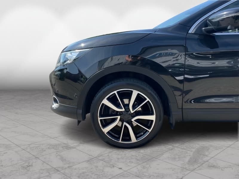 Nissan Qashqai 1,2 Dig-T 115 Tekna 5d