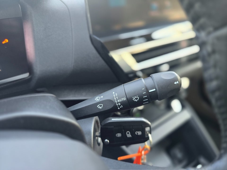 Citroën C4 1,2 PureTech 100 Feel 5d