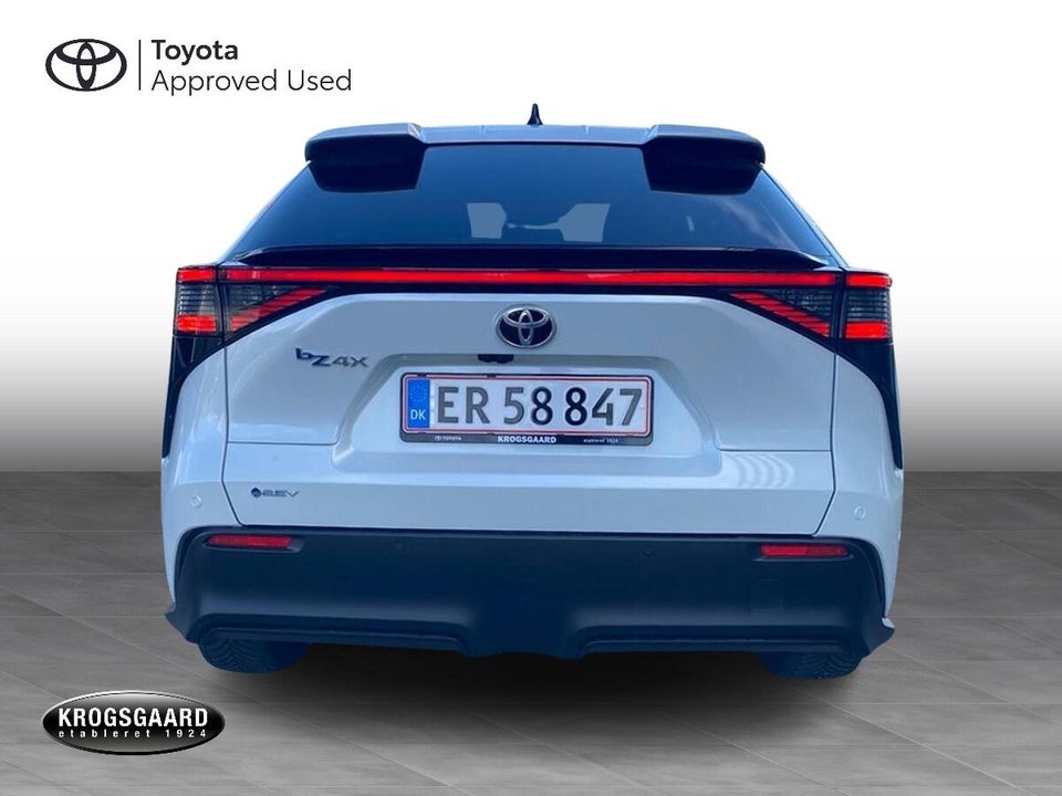 Toyota bZ4X 73 Executive 5d