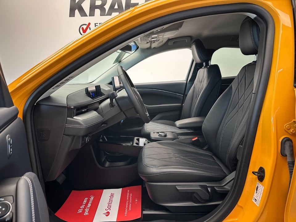 Ford Mustang Mach-E 98 Extended Range 5d