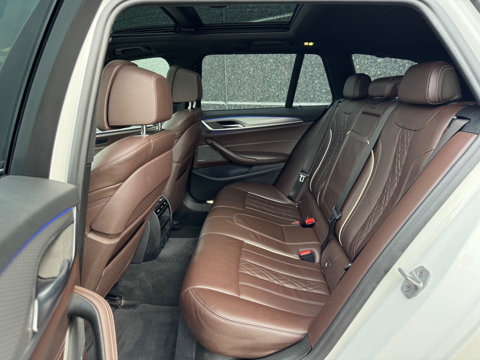 BMW 530d 3,0 Touring M-Sport aut. 5d