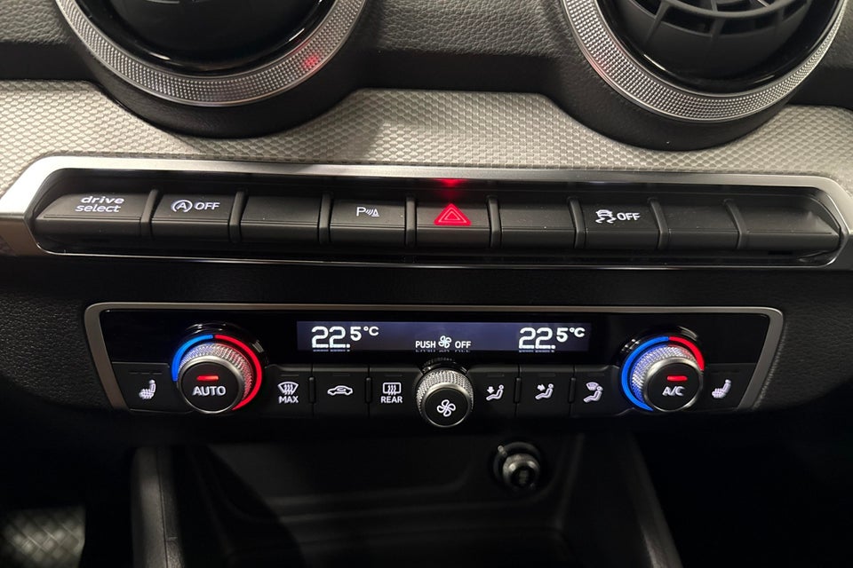 Audi Q2 35 TFSi S-line S-tr. 5d
