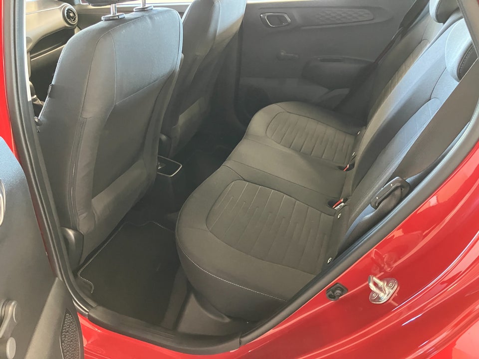 Hyundai i10 1,0 MPi Essential 5d