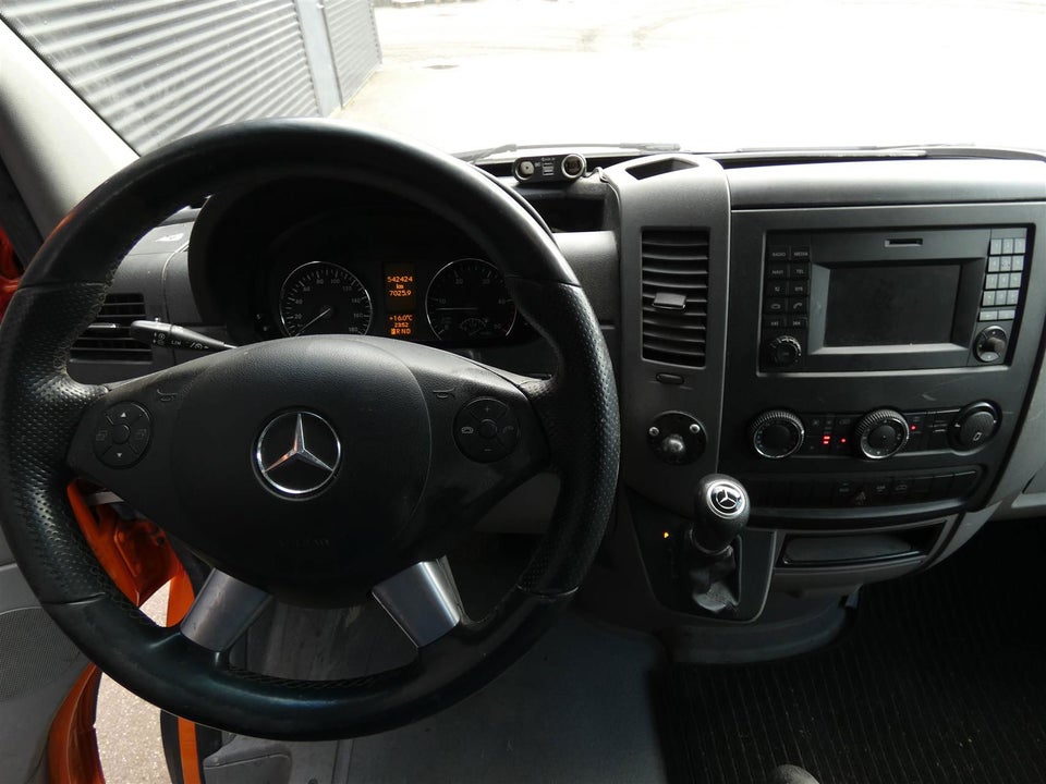 Mercedes Sprinter 319 3,0 CDi Alukasse m/lift aut. 2d