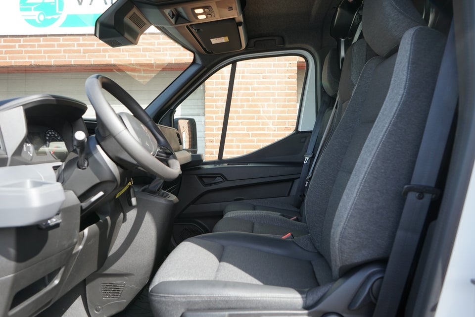 Renault Master V T33 2,0 dCi 130 L2H2 Kassevogn Tekno