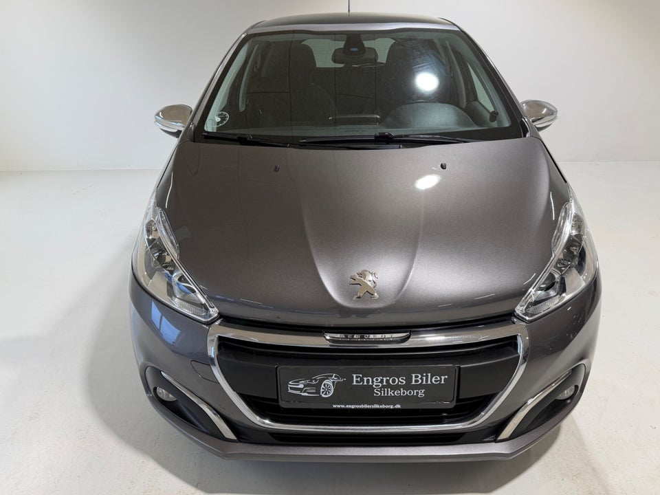 Peugeot 208 1,6 BlueHDi 100 Selection Sky 5d