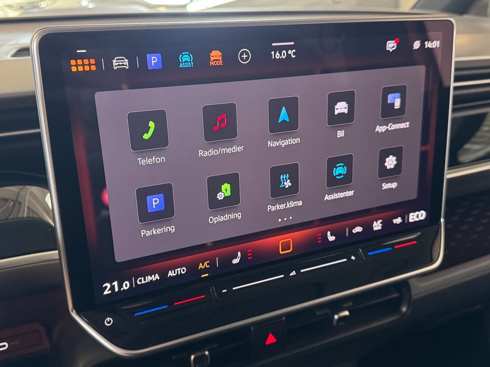 VW ID.Buzz 86 Life+ 7prs LWB 5d