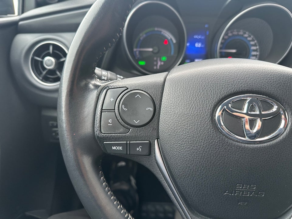 Toyota Auris 1,8 Hybrid H2 Touring Sports CVT 5d
