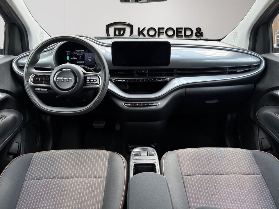 Fiat 500e 42 Icon 3d