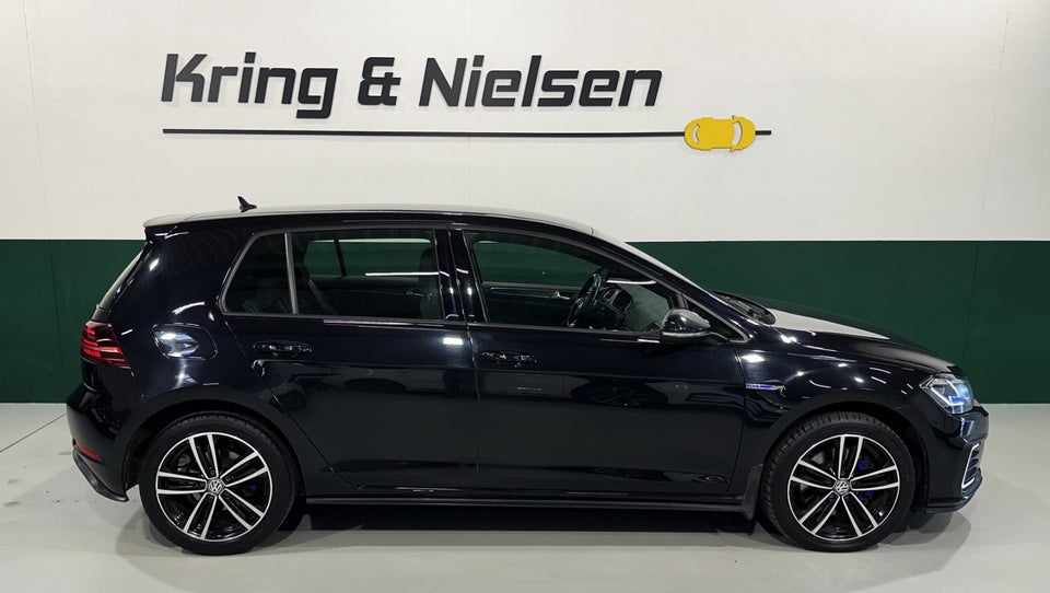 VW Golf VII 1,4 GTE DSG 5d