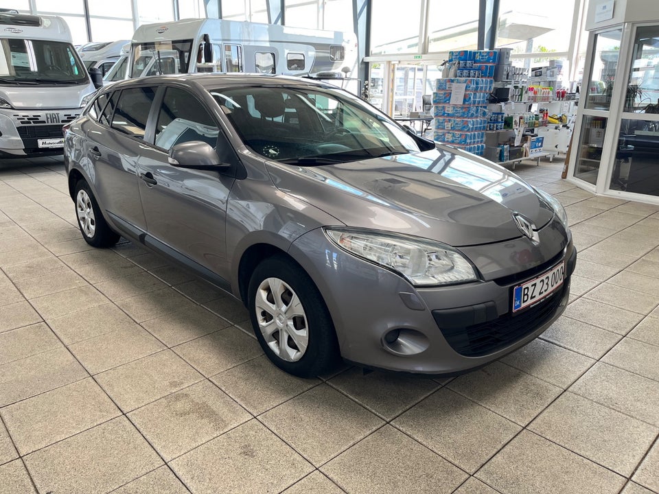 Renault Megane III 1,5 dCi 90 Authentique 5d