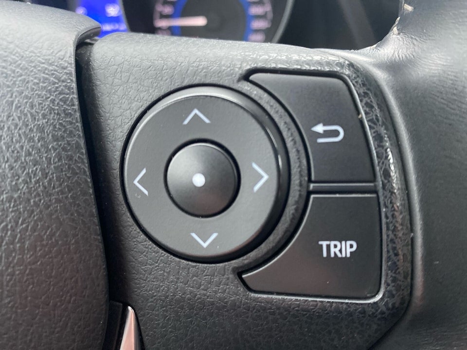 Toyota Auris 1,8 Hybrid H2 Comfort CVT 5d