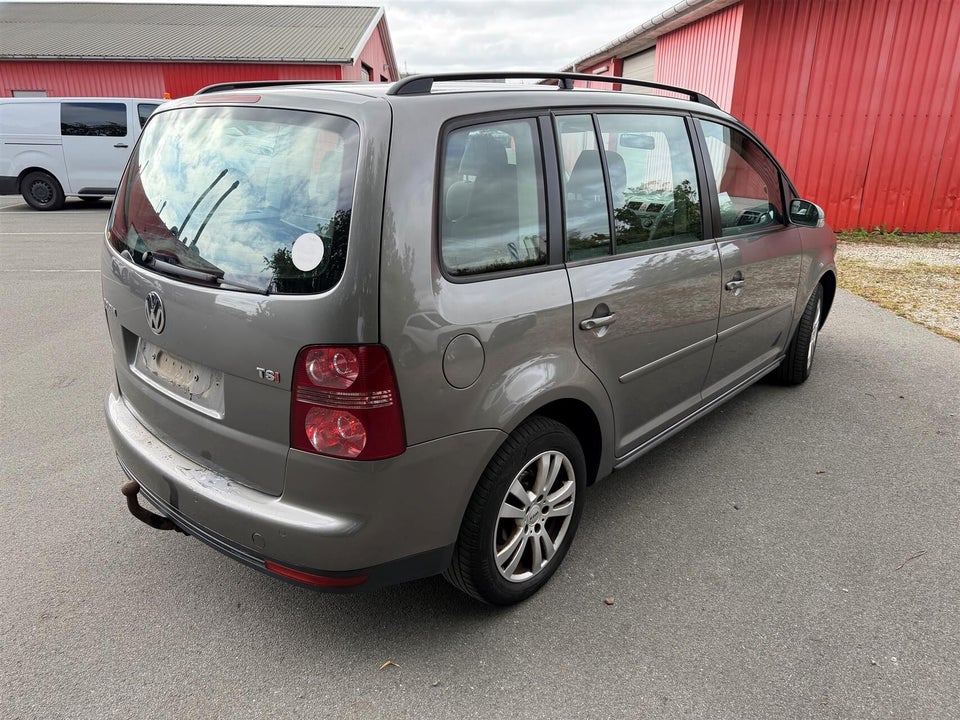 VW Touran 1,4 TSi 140 Trendline 5d