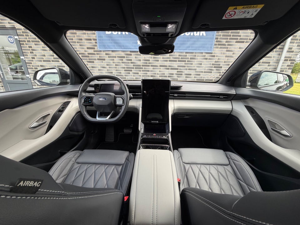 Ford Explorer 77 Premium Extended Range 5d