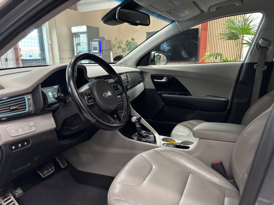 Kia Niro 1,6 PHEV Advance DCT 5d