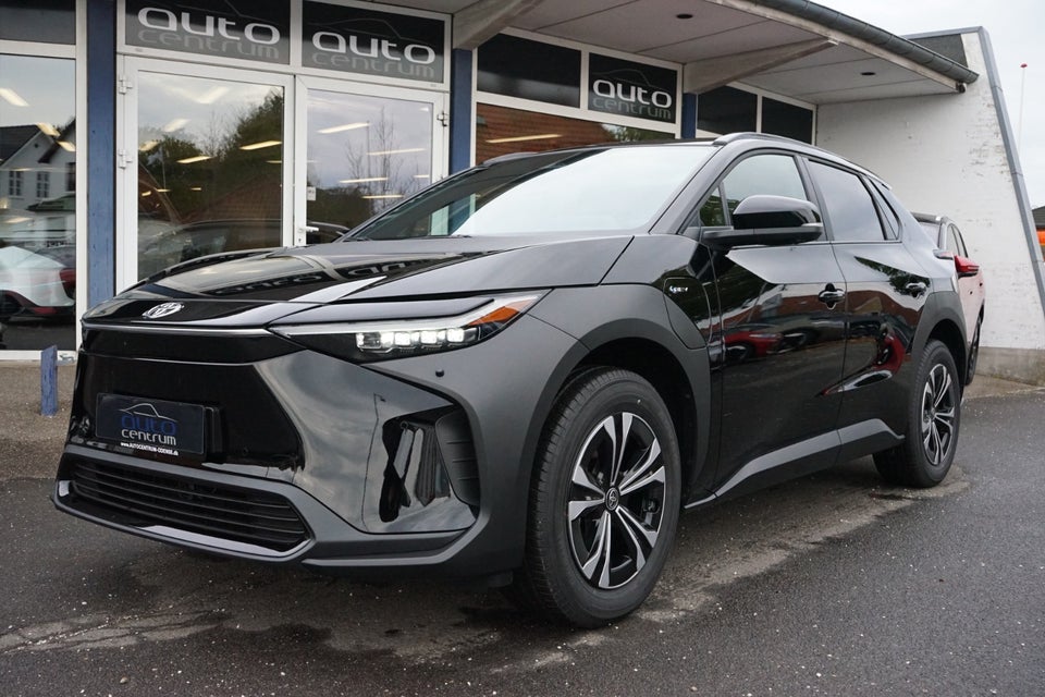 Toyota bZ4X Prestige 5d