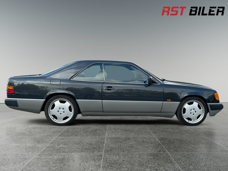 Mercedes 300 CE 3,0 Coupé aut. 2d