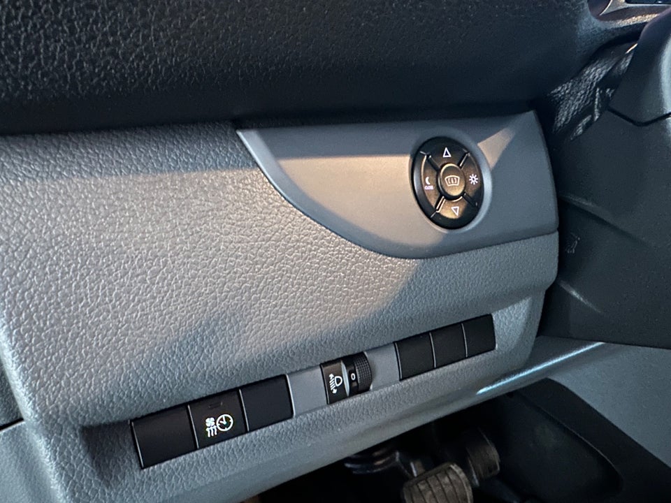 Peugeot Expert 2,0 BlueHDi 180 L3 Ultimate EAT6 Van