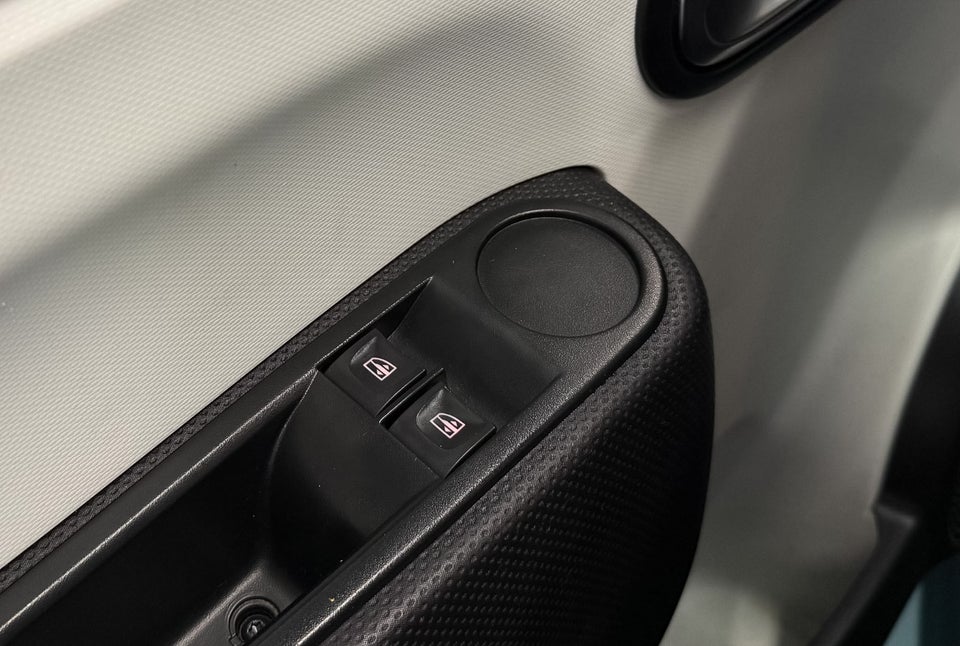 Renault Twingo 1,0 SCe 70 Authentique 5d