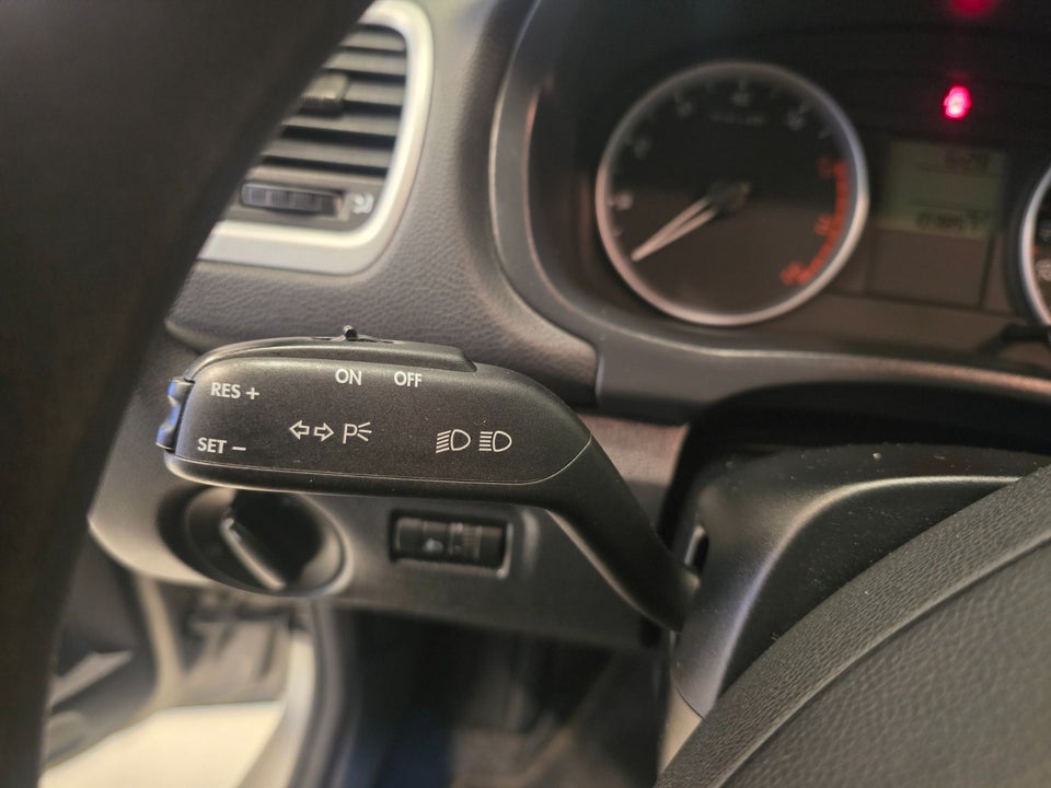 Skoda Fabia 1,4 16V Ambiente Combi 5d