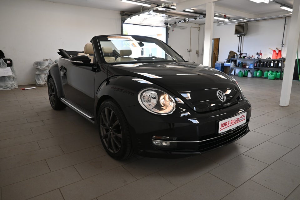 VW The Beetle 1,2 TSi 105 Design Cabriolet BMT 2d