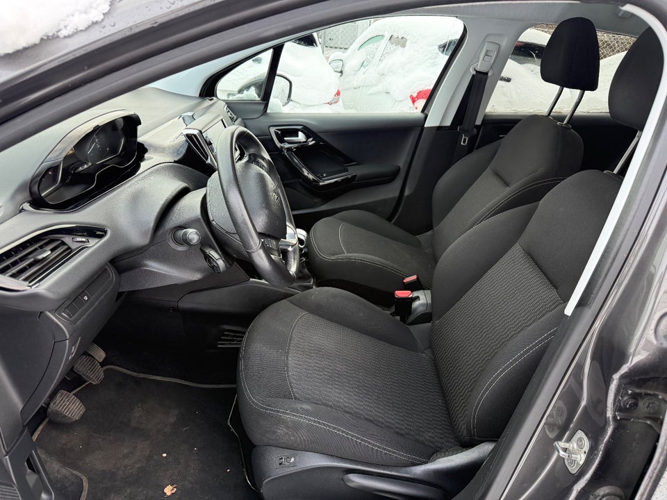 Peugeot 208 1,5 BlueHDi 100 Envy 5d