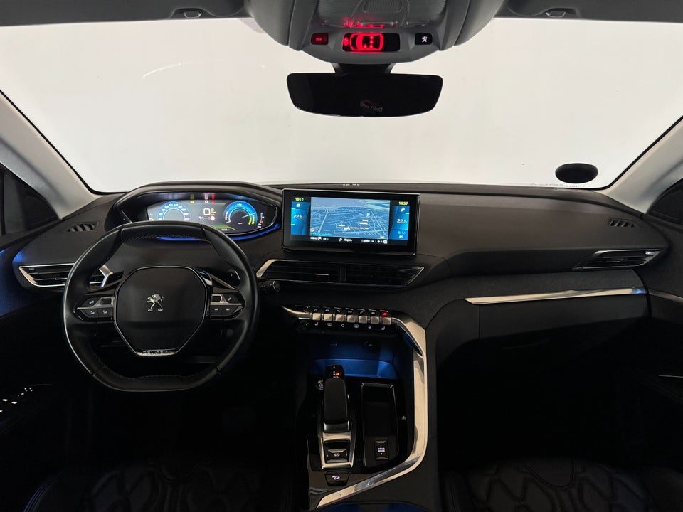 Peugeot 3008 1,6 Hybrid4 Allure Pack Limited EAT8 5d