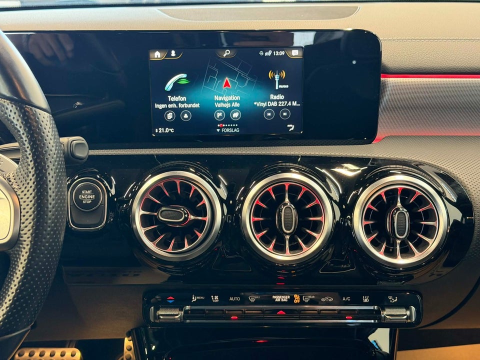 Mercedes A250 e 1,3 AMG Line Night Edition aut. 4d