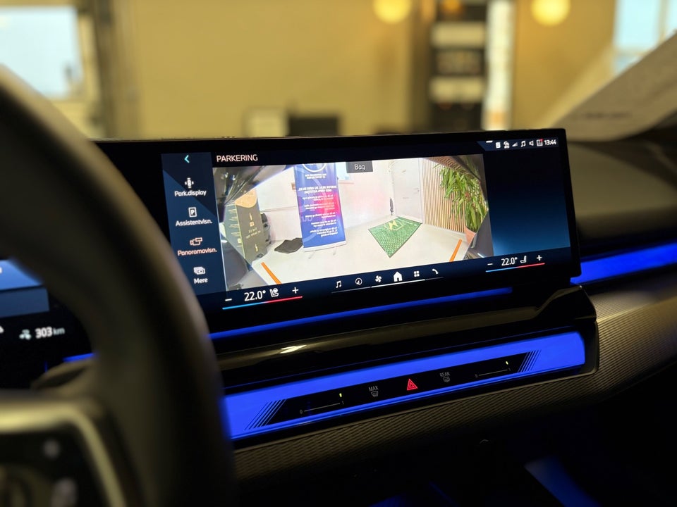 BMW i5 eDrive40 M-Sport 4d