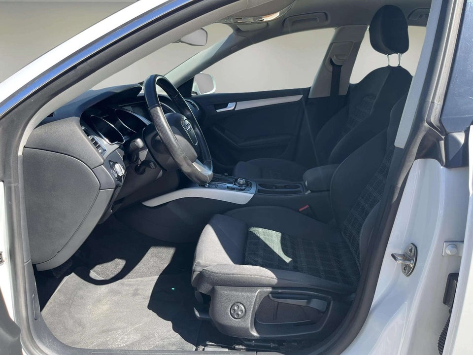 Audi A5 2,0 TFSi 211 S-line Sportback Multitr. 5d