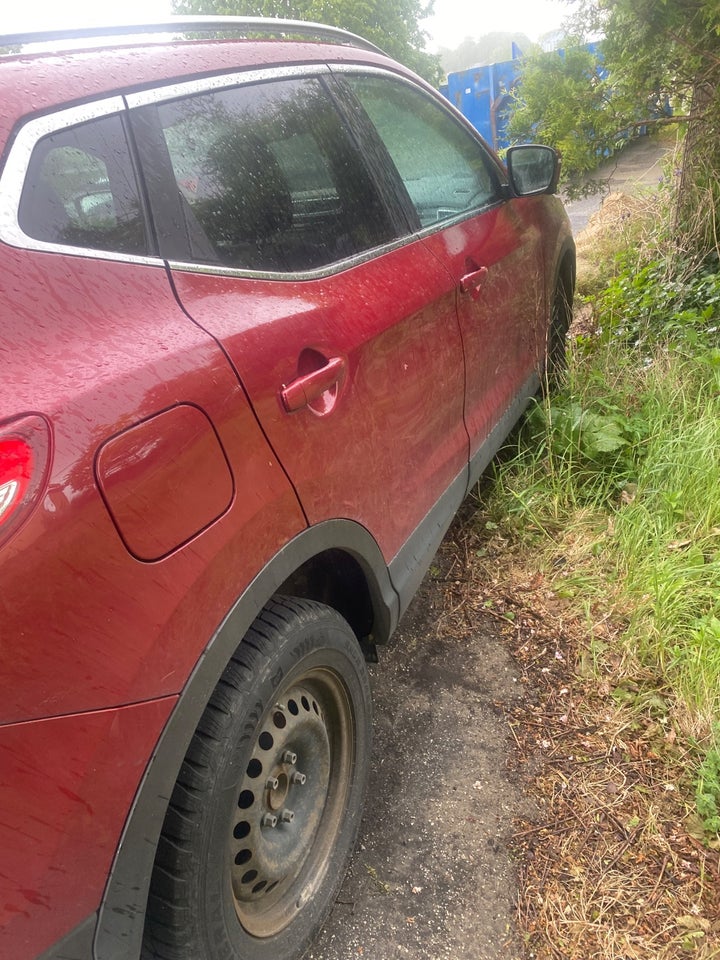 Nissan Qashqai 1,6 dCi 130 N-Tec X-tr. 5d