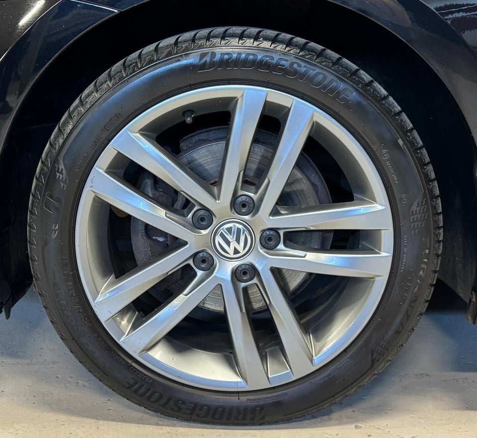 VW Golf VII 1,4 TSi 150 R-line Variant BMT 5d