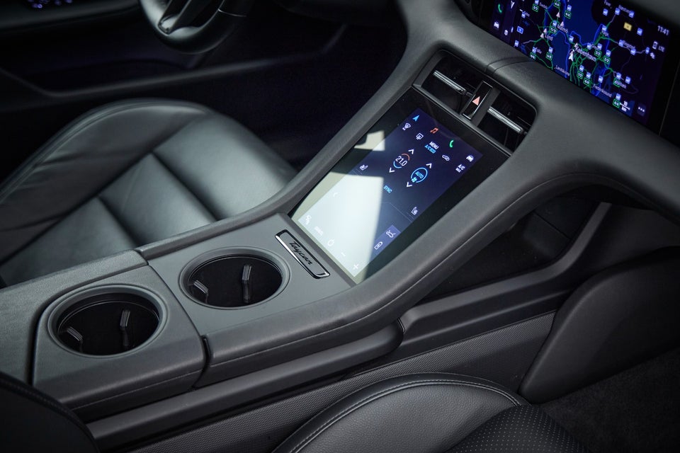 Porsche Taycan 4 Performance+ Cross Turismo 5d