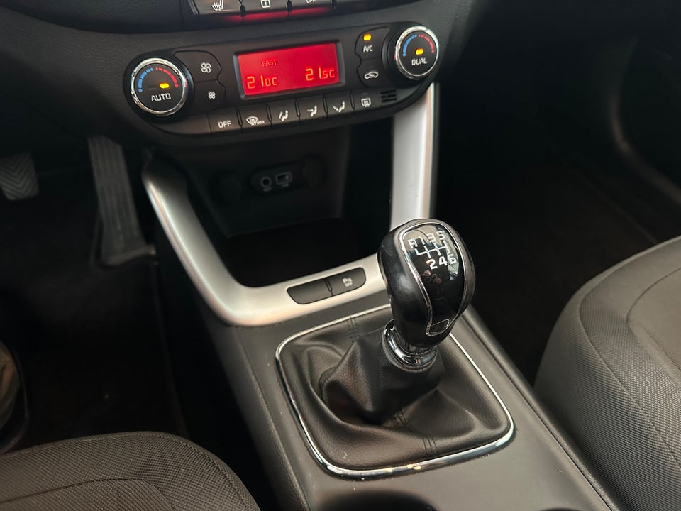 Kia Ceed 1,4 CVVT Style Limited 5d