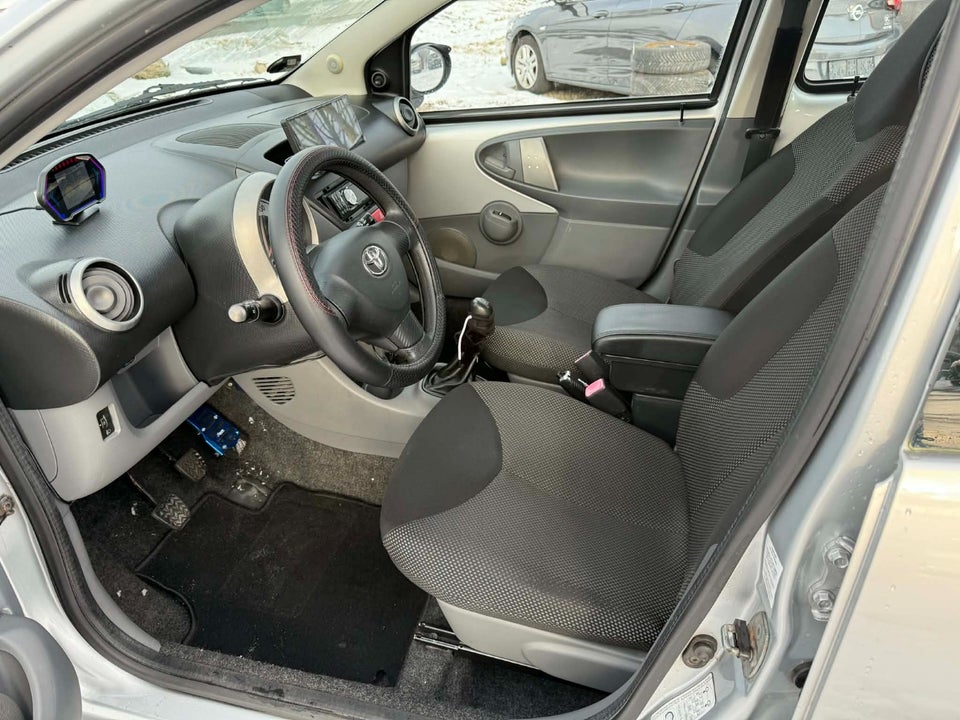 Toyota Aygo 1,0 Plus Sport 5d