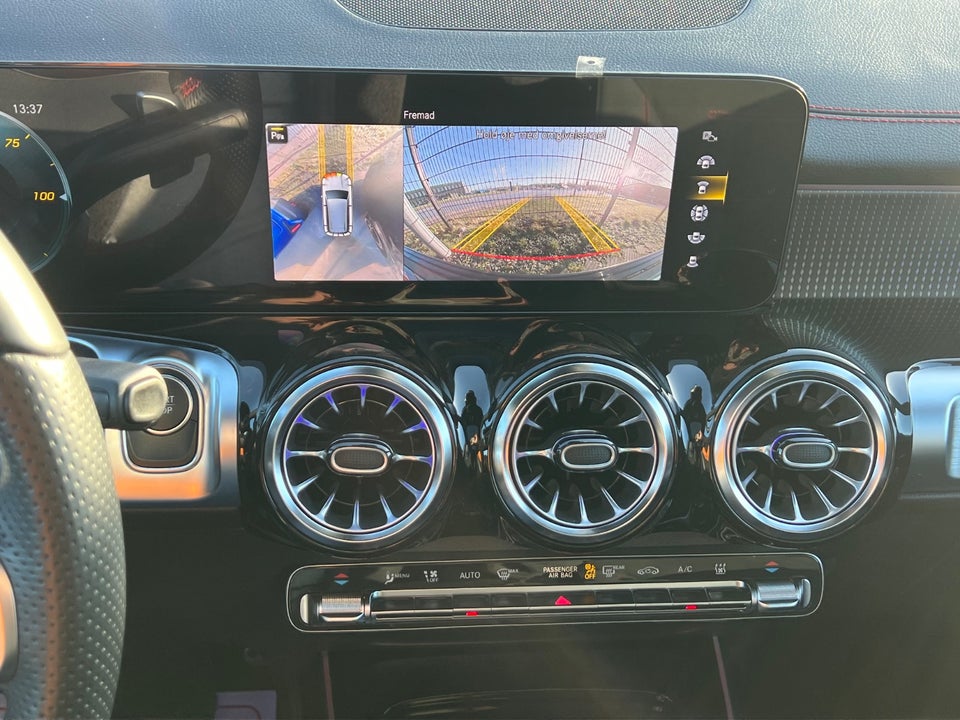 Mercedes EQB250 AMG Line 5d