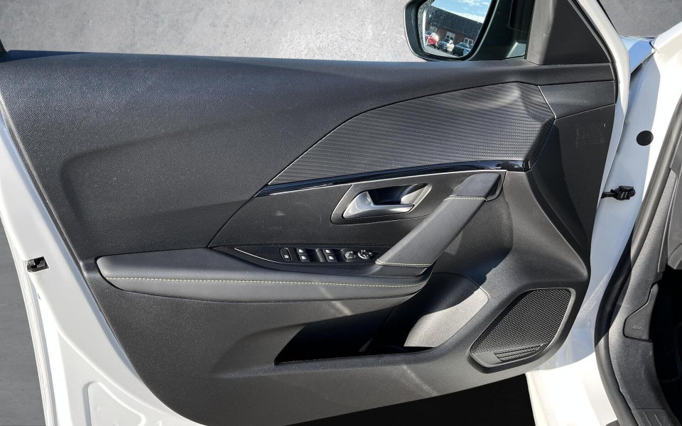 Peugeot e-208 50 GT Line 5d