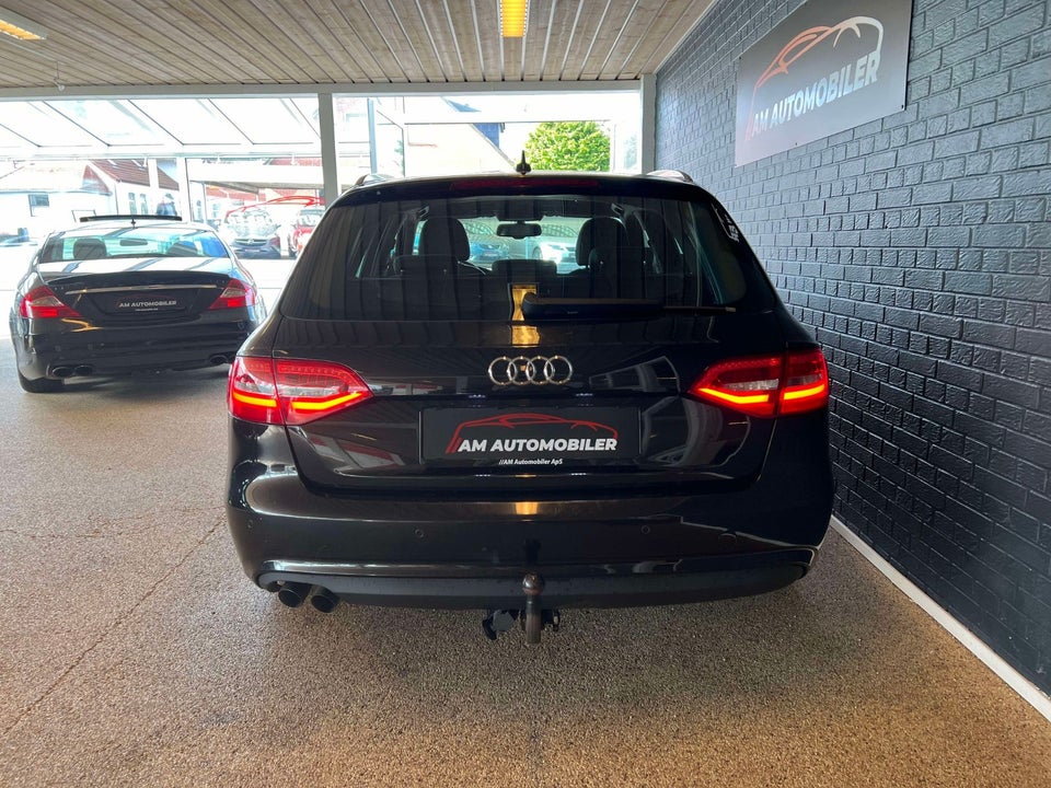 Audi A4 2,0 TDi 143 S-line Avant Multitr. 5d