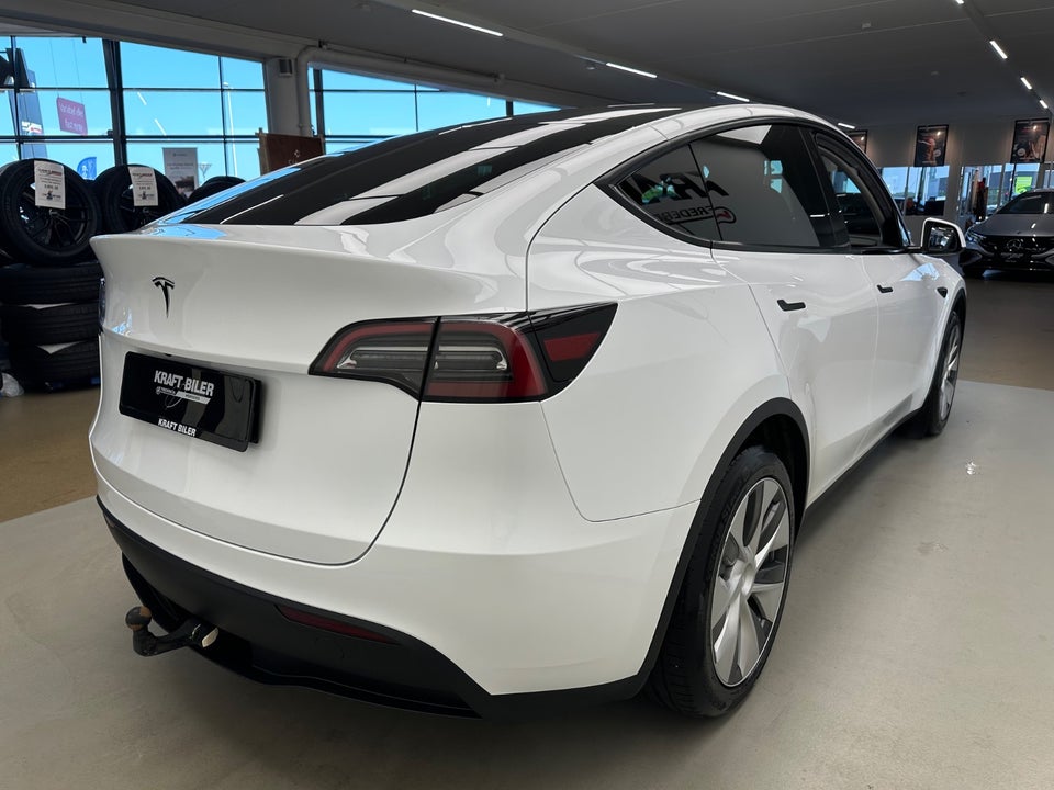 Tesla Model Y RWD 5d