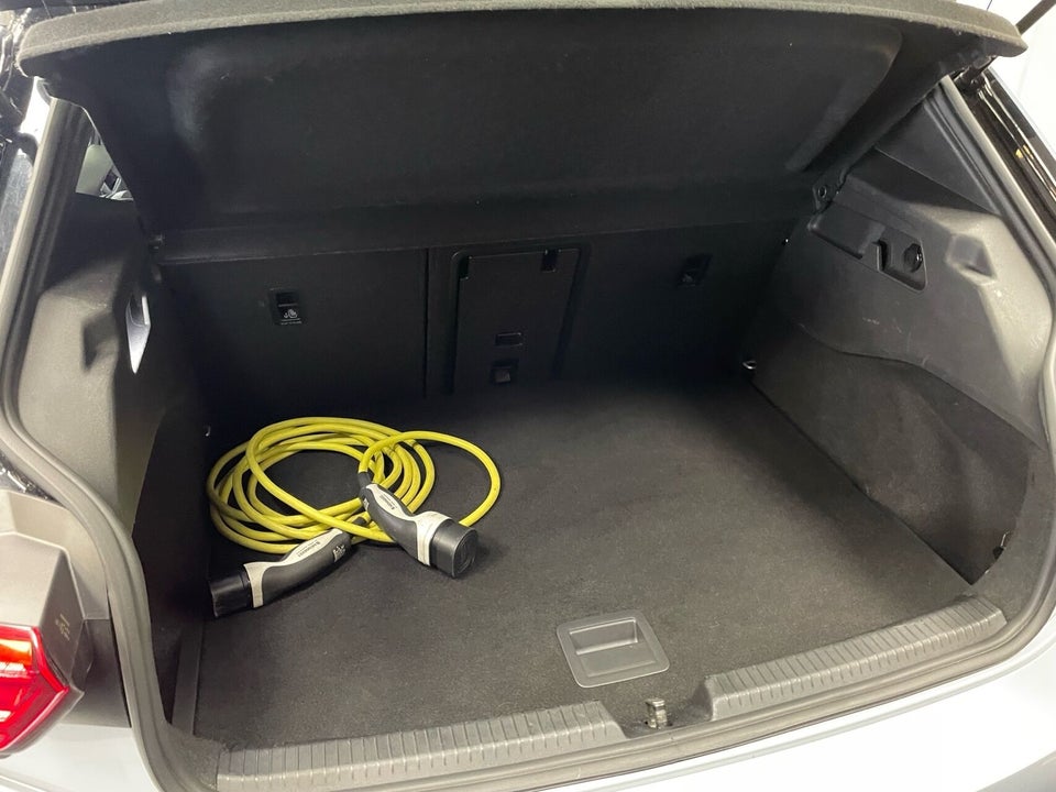 VW ID.3 58 Family 5d