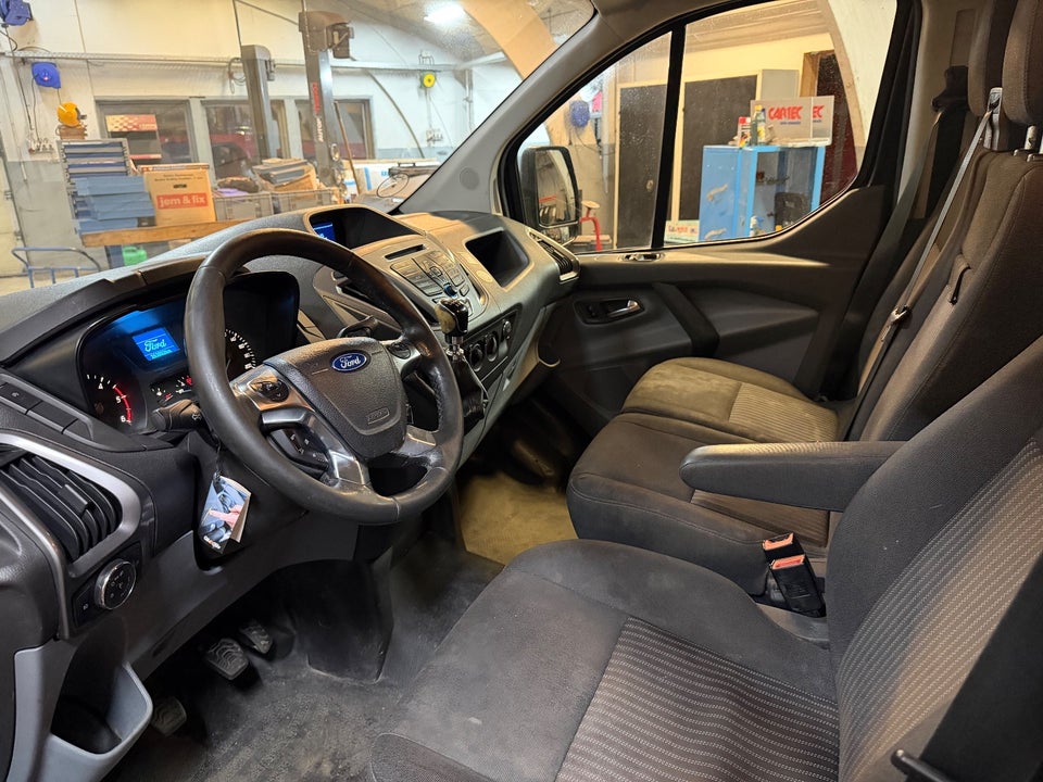 Ford Transit Custom 270S 2,2 TDCi 100 Trend Van 5d
