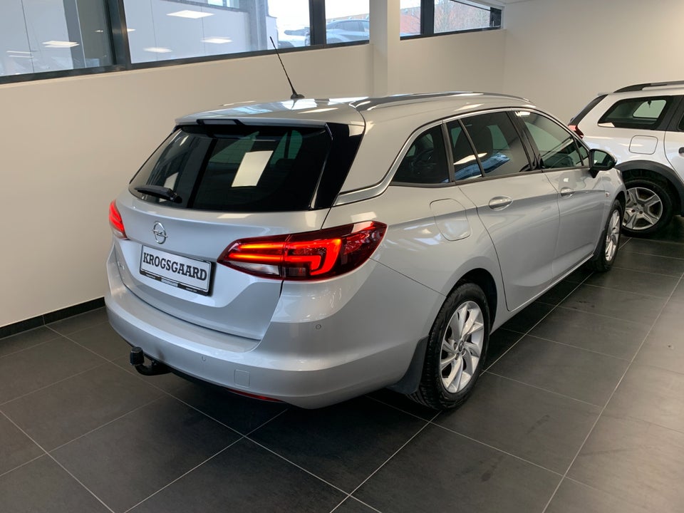 Opel Astra 1,2 T 110 Elegance Sports Tourer 5d