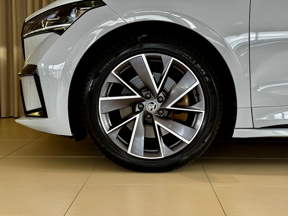 Skoda Enyaq 80x iV Sportline 5d